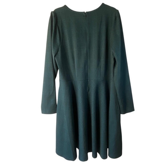 Modcloth State Of Grace Fit Flare Green Plaid Soft Swing Knee Length Dress SZ 1X - Picture 4 of 16